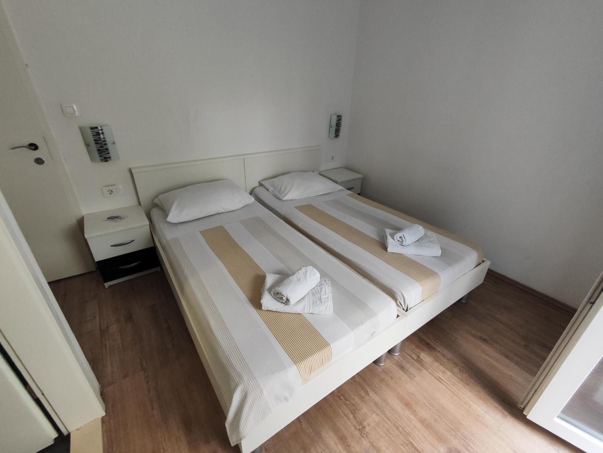 Zoric Apartments & Rooms 2 Dubrovnik Ngoại thất bức ảnh